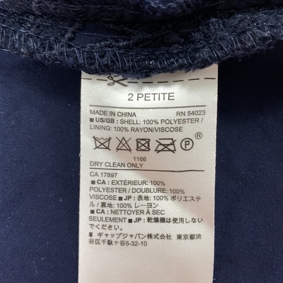 Banana Republic Navy Blue Floral Lace size 2 petite - Picture 9 of 10
